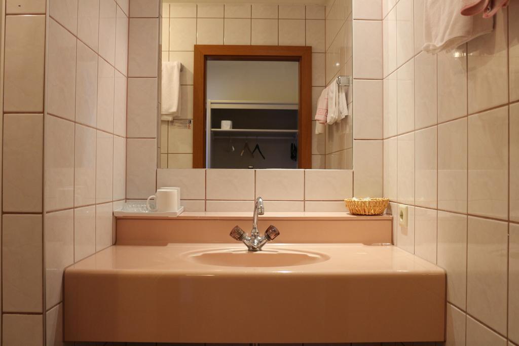Hotel Wasserpalast Graz Esterno foto